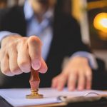 So sánh công chứng giấy ủy quyền nhận tiền và giấy ủy quyền rút tiền So sánh công chứng giấy ủy quyền