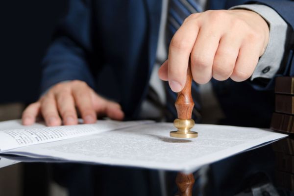 công chứng di sản Việt kiều